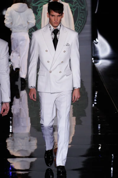 Look 51